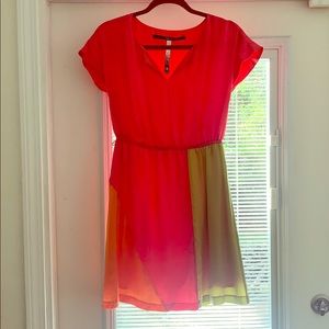 Short dress by Kensie